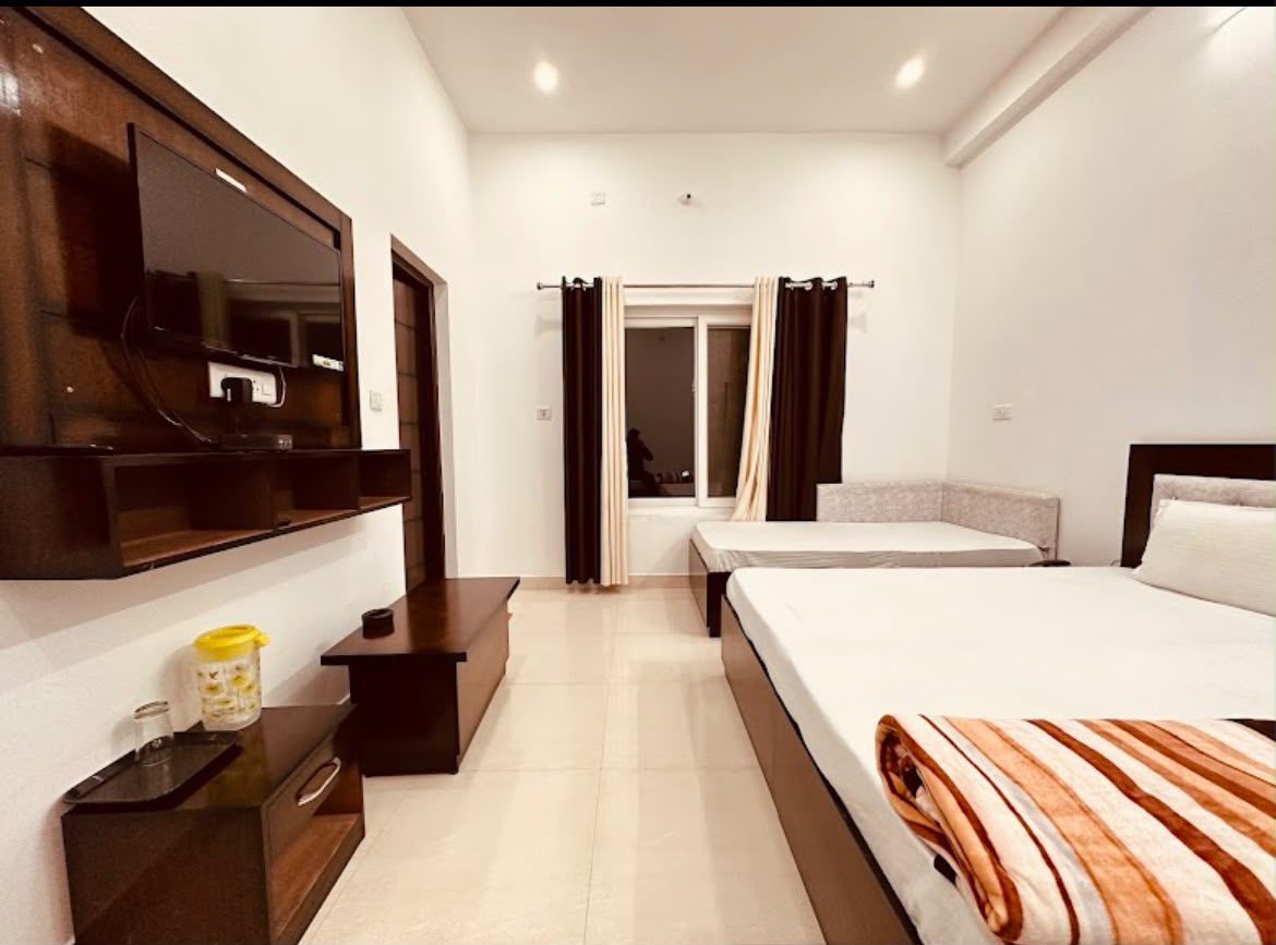 Hotel Atulya & Restaurant